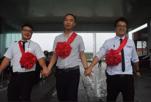 邵陽天嬌集團一汽豐田華運通4S店優(yōu)秀員工表障大會 邵陽天嬌集團一汽豐田華運通4S店優(yōu)秀員工表障大會