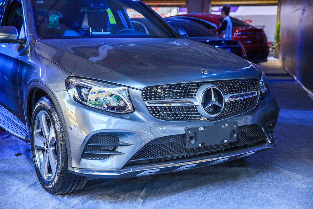 【車展第一天】遇到那個TA，放棄蘋果8......