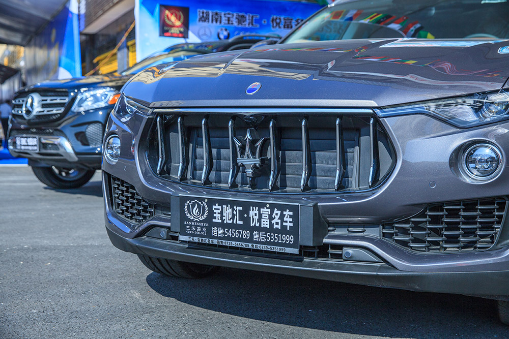 【車展第一天】遇到那個TA，放棄蘋果8......