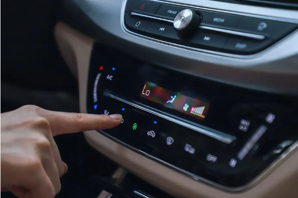 用車百科｜夏天車內開空調的五個誤區(qū)，你中了幾個？