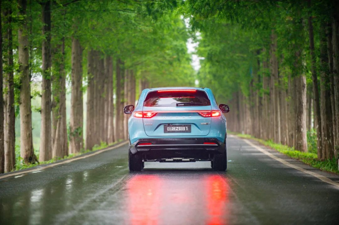 試駕路上的這些美景，我不允許你沒看到！